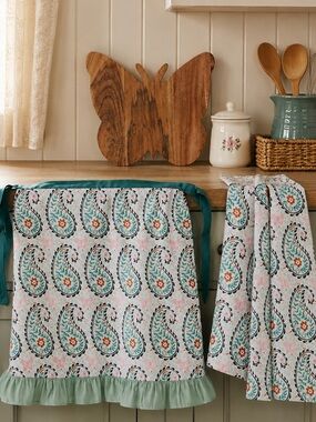 Dolly Parton Butterfly Paisley Kitchen Set – Apron, Towel & Cutting Board
